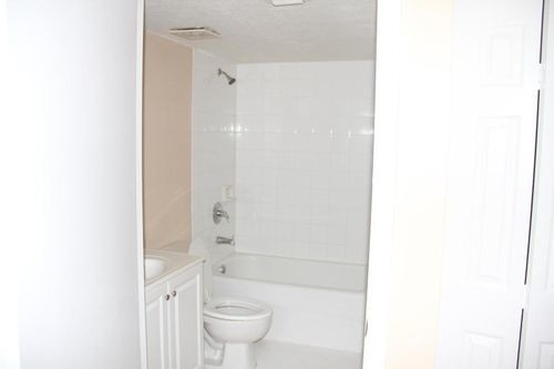 Building Photo - 3760 N Jog Rd