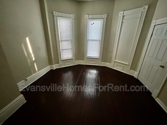 Building Photo - 205 Blackford Ave