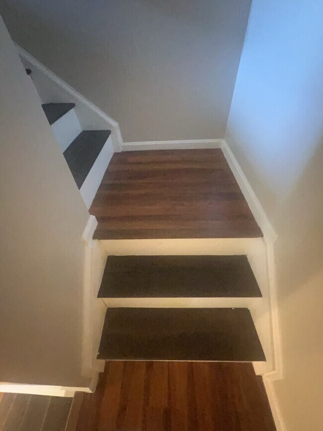 Building Photo - Move-in Special: $100 off of the first mon...