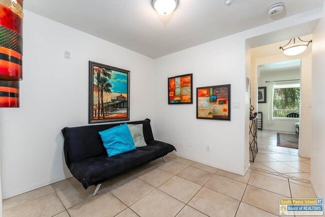 Building Photo - 5909 Padre Blvd