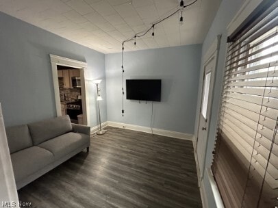 Building Photo - 1955 E 120th St