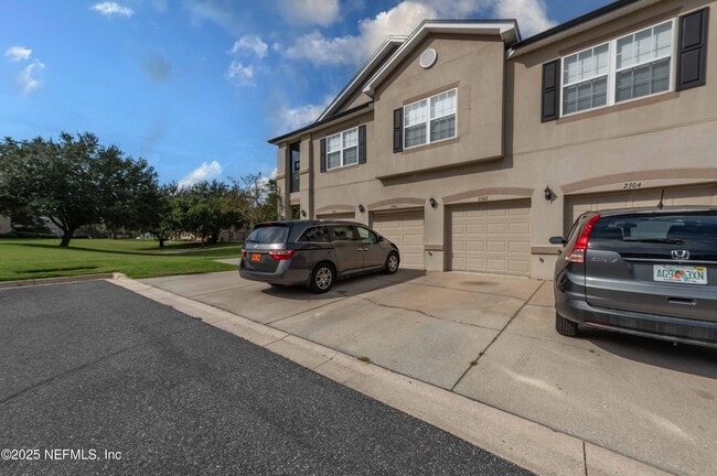 Building Photo - 12301 Kernan Forest Blvd