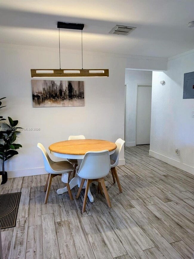 Building Photo - 301 NW 51st St