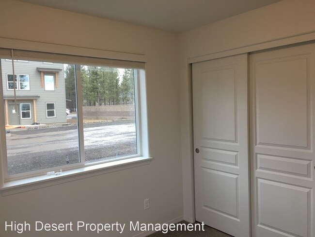 Building Photo - 750 Brooks Camp Rd