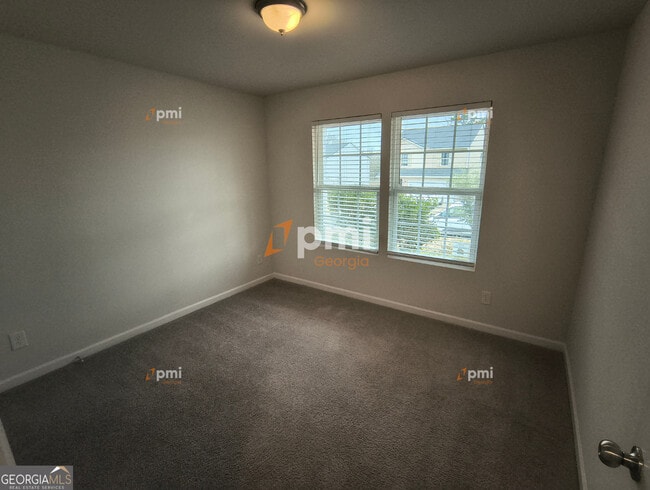 Building Photo - 141 Dogwood Ln