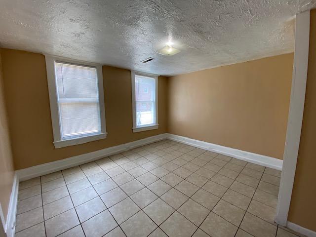 Building Photo - 1131 Loudon Ave NW