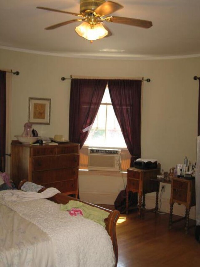 Building Photo - Beautiful 5 bed townhouse in Brighton.