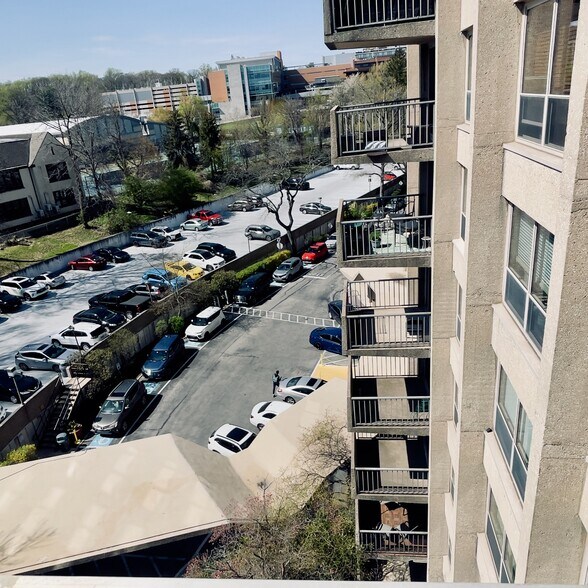 Building Photo - 1001 City Ave