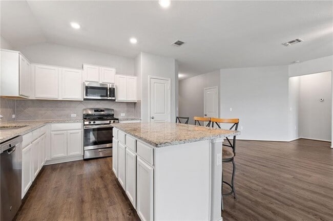 Building Photo - 7405 Spring Ray Dr