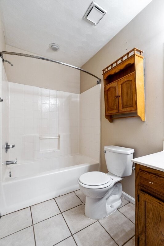 Building Photo - 1864 Abbotsbury Way