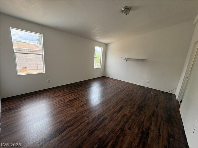 Building Photo - 4877 Saguaro Way