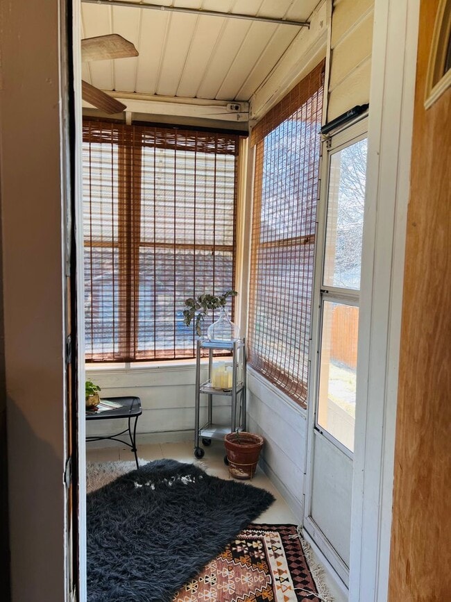 Building Photo - 3668 Wilmington Ave