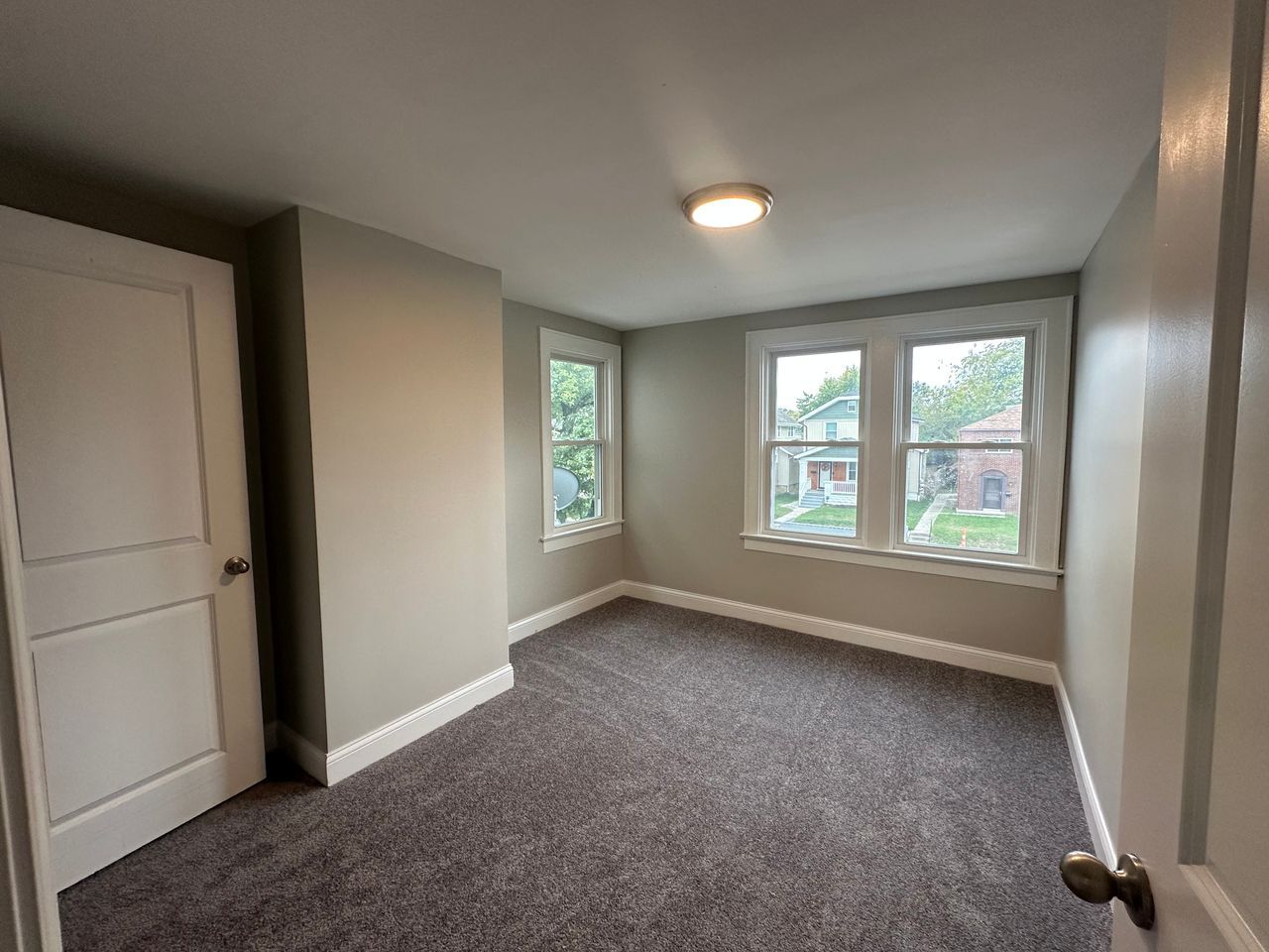 Building Photo - 1288 Linwood Ave