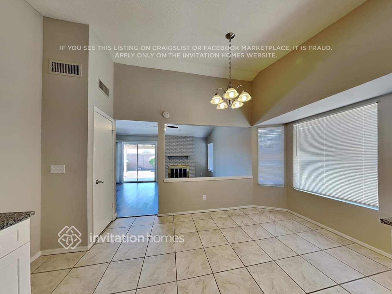 Building Photo - 9133 W Country Gables Dr