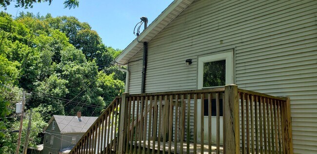 Building Photo - 367 Falling Run Rd