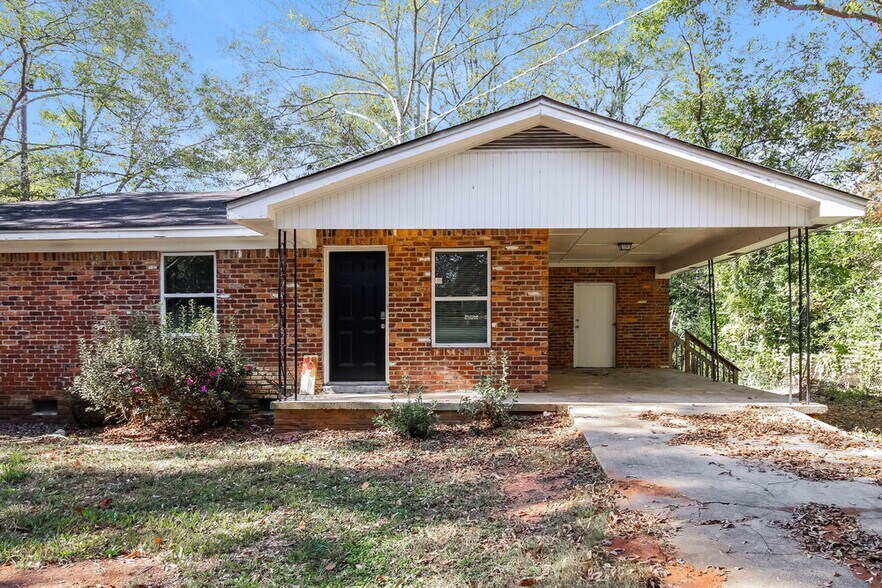 Primary Photo - 5151 Hillside Dr NW