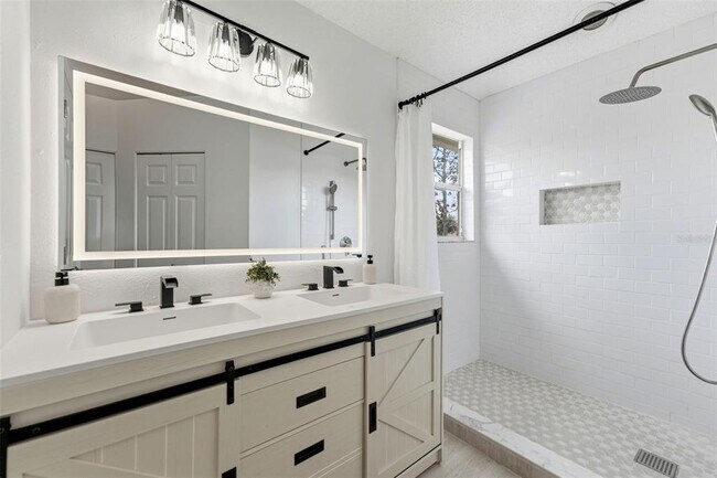 Building Photo - 6048 Sand Key Ln