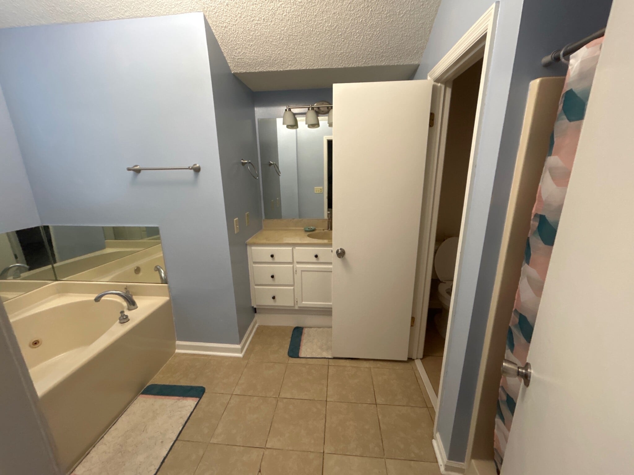 Building Photo - 105 Crestwood Ct