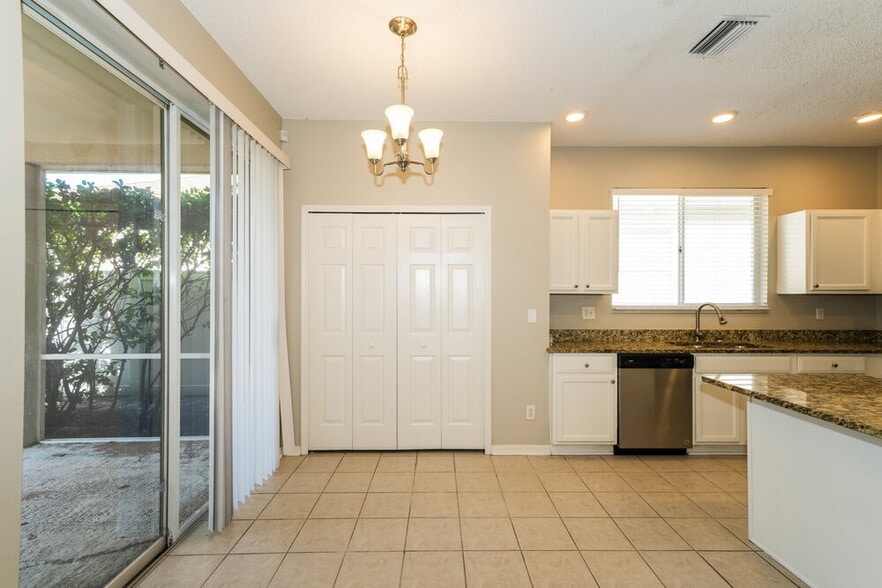 Building Photo - 18217 Brookpark Dr