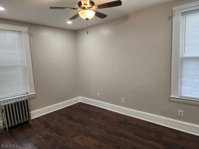 Building Photo - 196 West End Ave