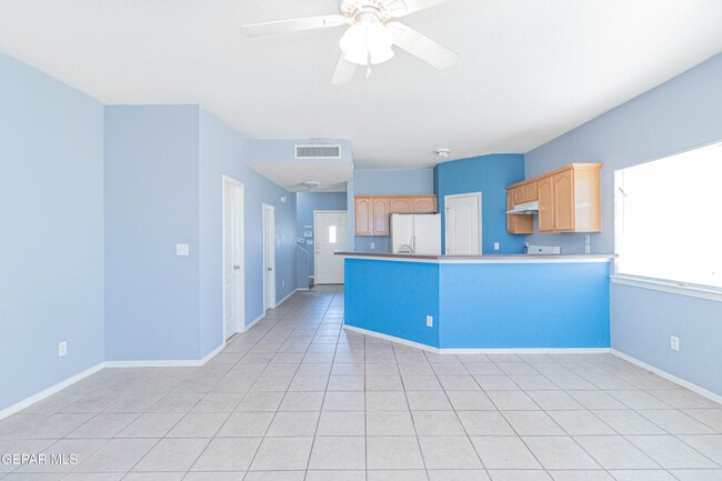 Building Photo - 5917 Cielo Del Rey Pl