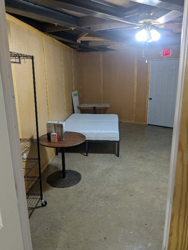 Building Photo - 526 Allen Dr