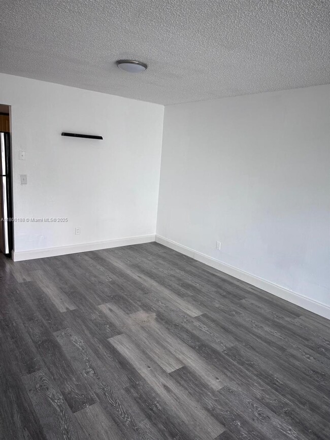 Building Photo - 6503 Palomar Pkwy