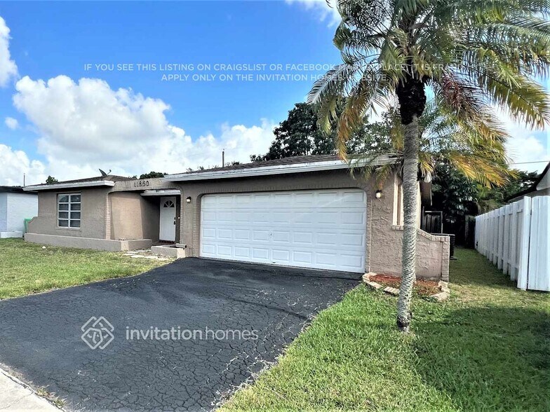 Building Photo - 11860 NW 29th Pl