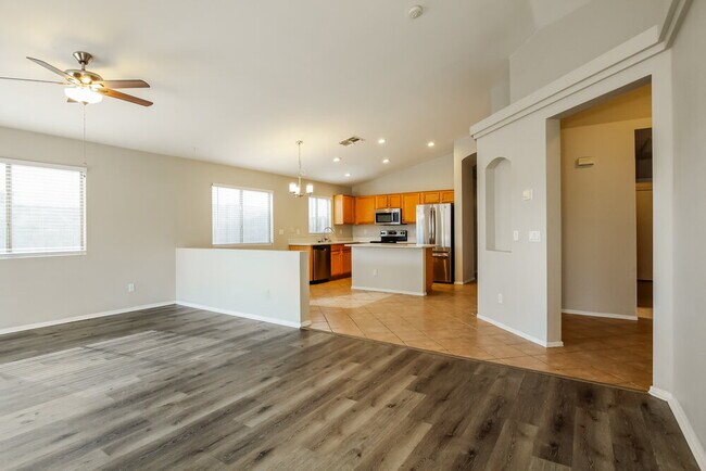 Building Photo - 12821 W Crocus Dr