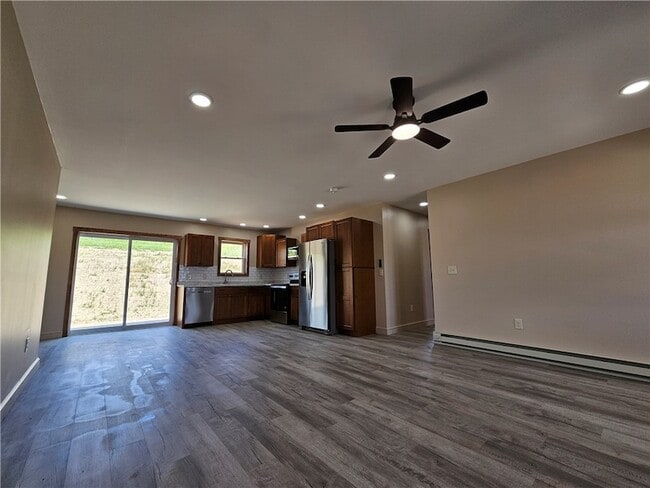 Building Photo - 4089 Co Rd 72