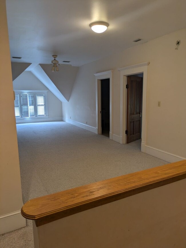 Building Photo - Beautiful home in the heart of Valdosta