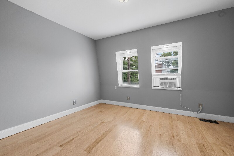Building Photo - 3205 Lemp Ave