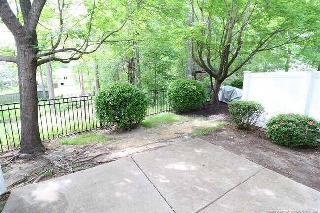 Building Photo - 110 Fanwood Ct