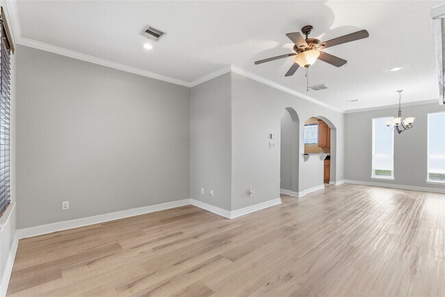 Building Photo - 408 Eichwurzel Ln