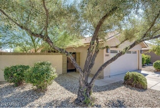 Building Photo - 12801 S 50th Way