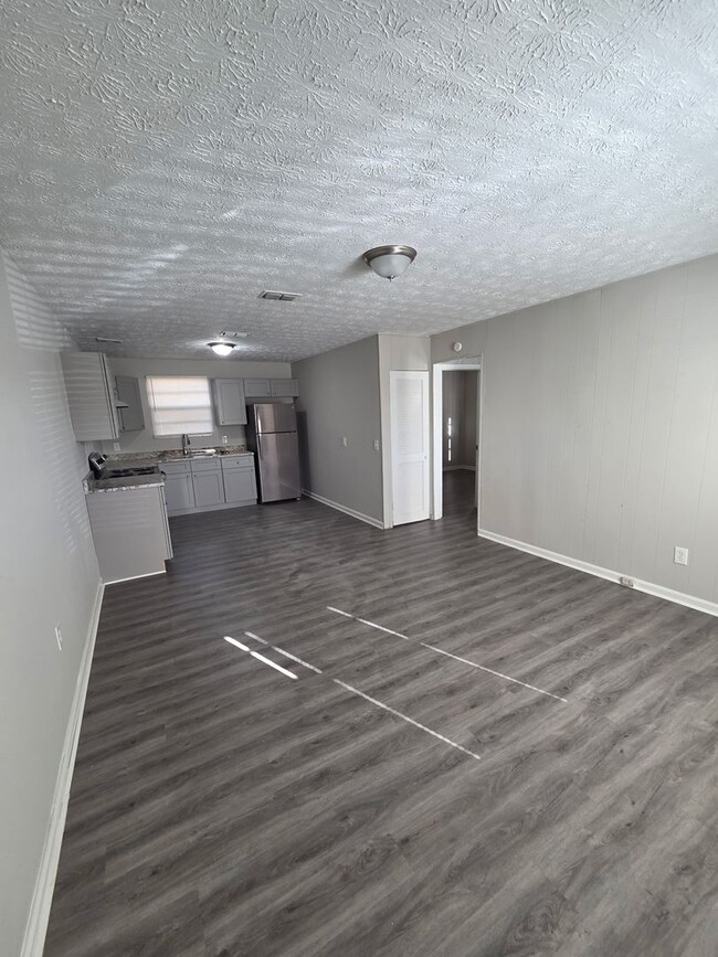 Building Photo - Duplex apartment