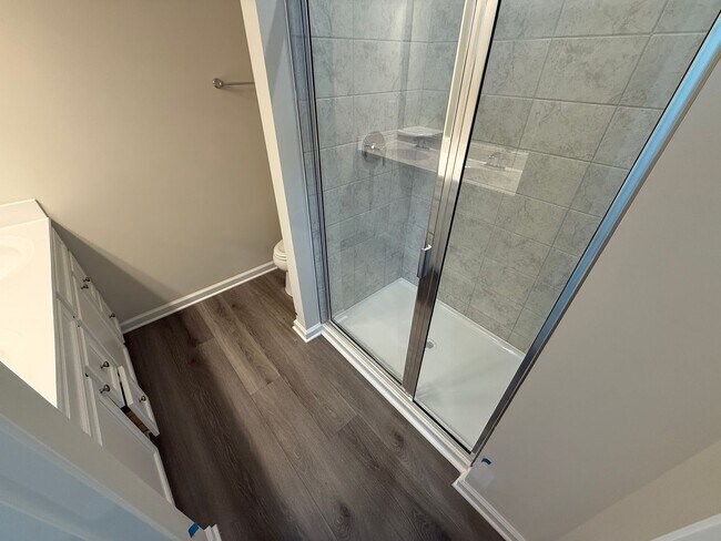 Building Photo - Brand New Townhome!!
