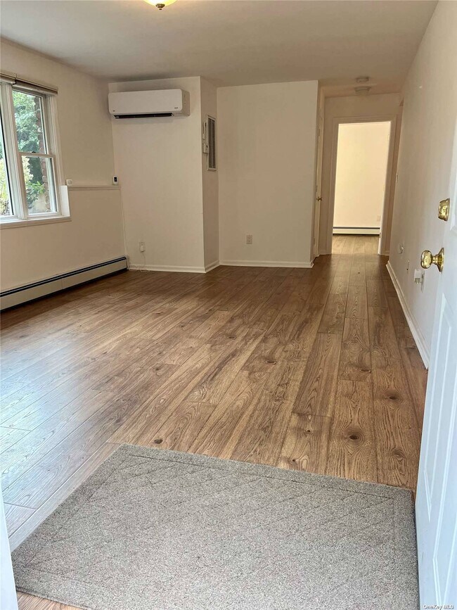 Building Photo - 772 Pulaski Rd