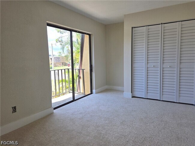Building Photo - 1608 Park Meadows Dr