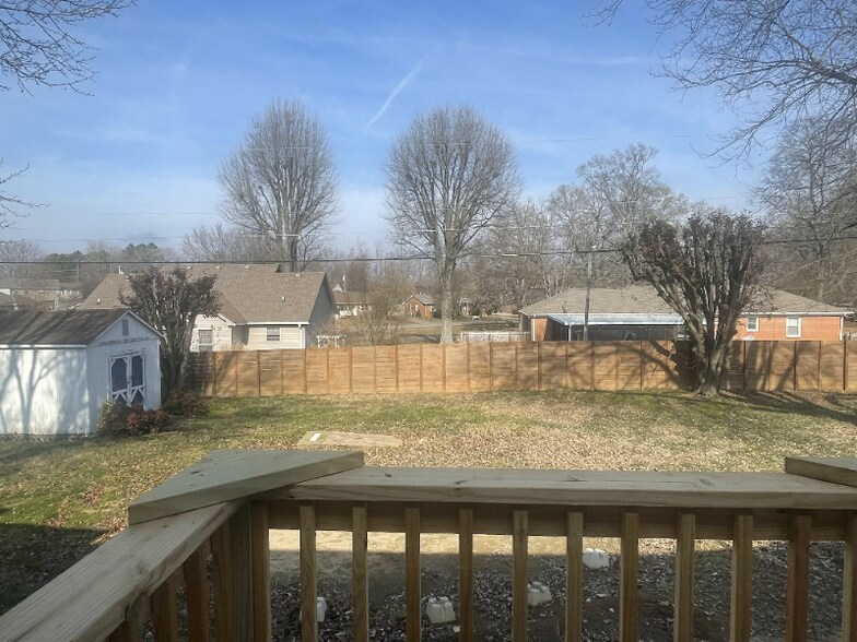 Building Photo - 3505 Curtiswood Ln E