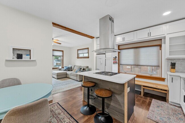 Building Photo - 4149 Haven St