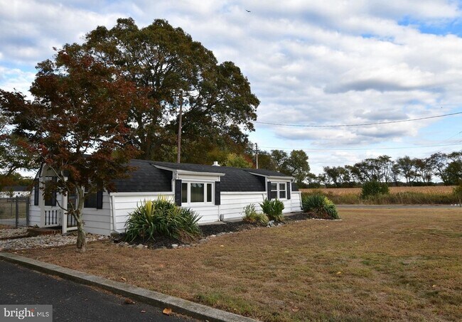 Building Photo - 50 Palatine Rd