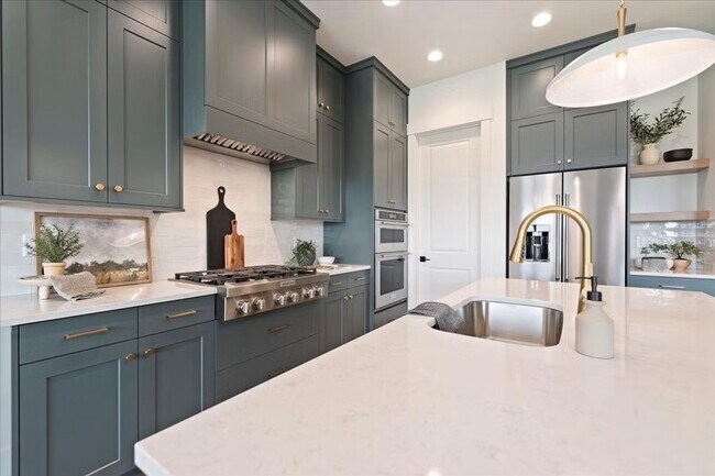 Building Photo - Brand new home stunning Valor Estates in Kuna