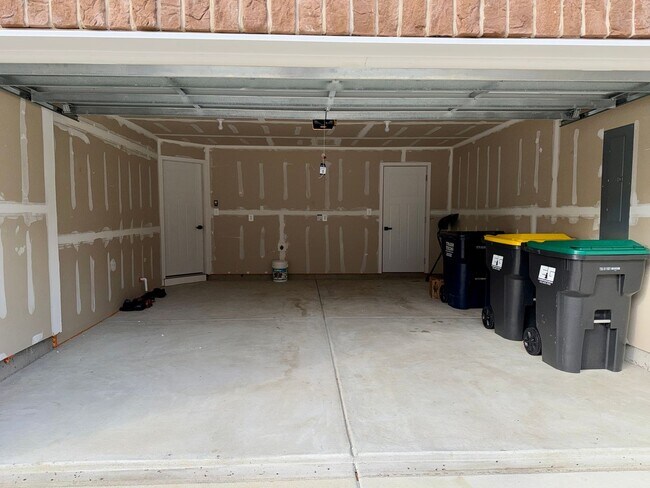 Building Photo - Welcome to the Village at Pine View!