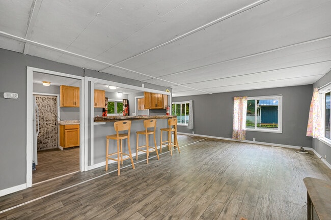 Building Photo - 8283 Golden Valley Blvd