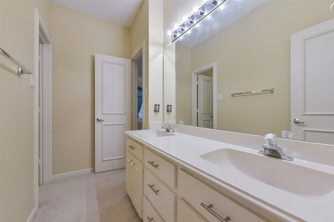 Building Photo - 14810 Tumbling Falls Ct