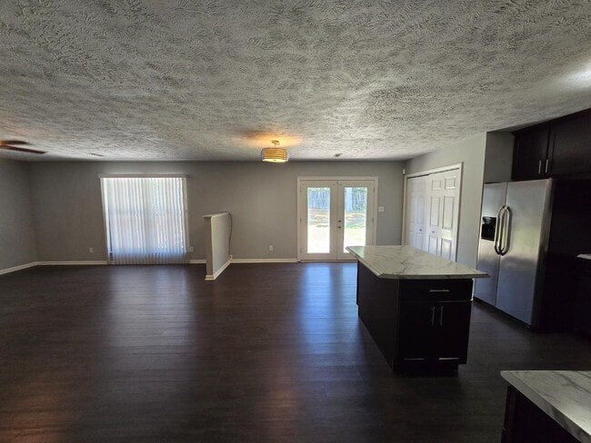 Building Photo - 6911 Wickersham Rd