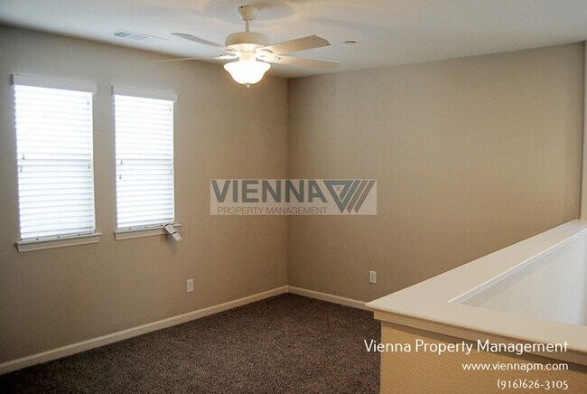 Building Photo - 4331 Gentry Wy