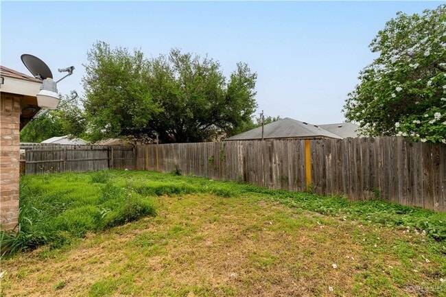 Building Photo - 4009 Yucca Ave