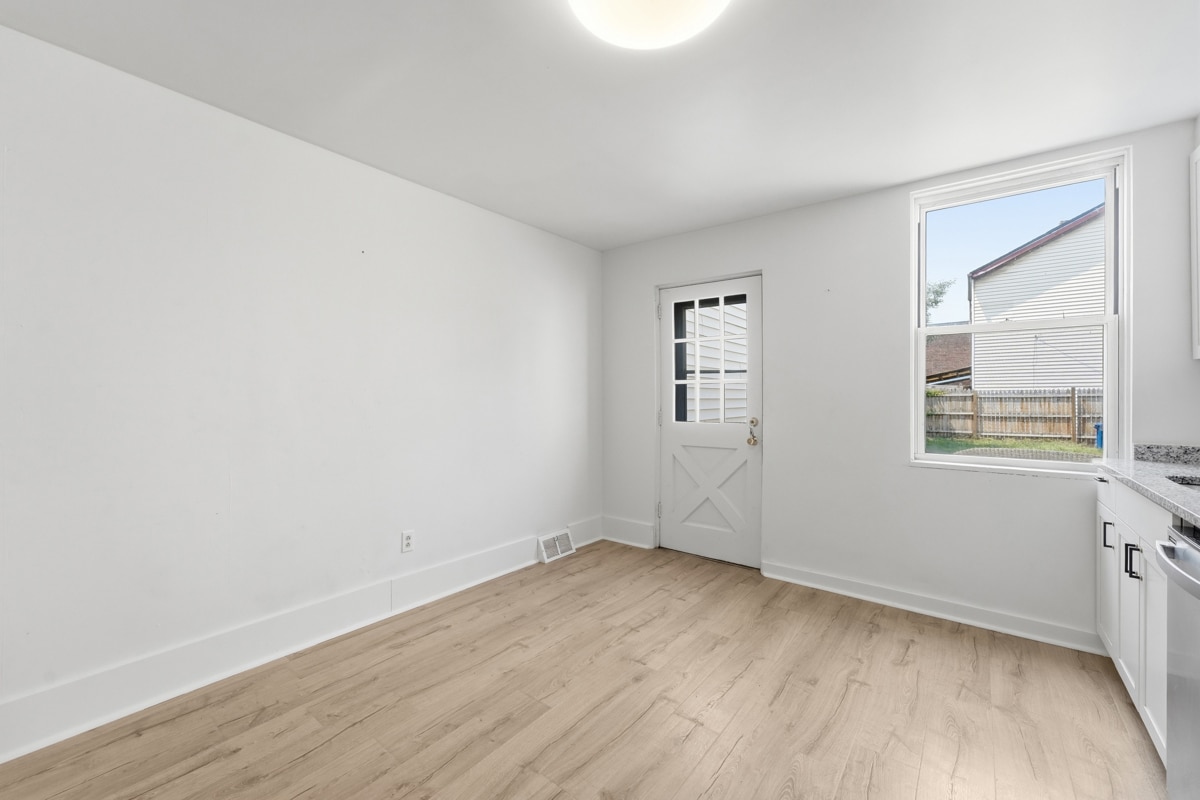 Building Photo - 98 S 18th St